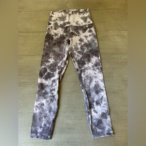 Lululemon Tie-Dye Leggings size 4